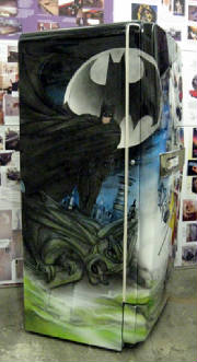 20123b/batfridgegreenside1.jpg